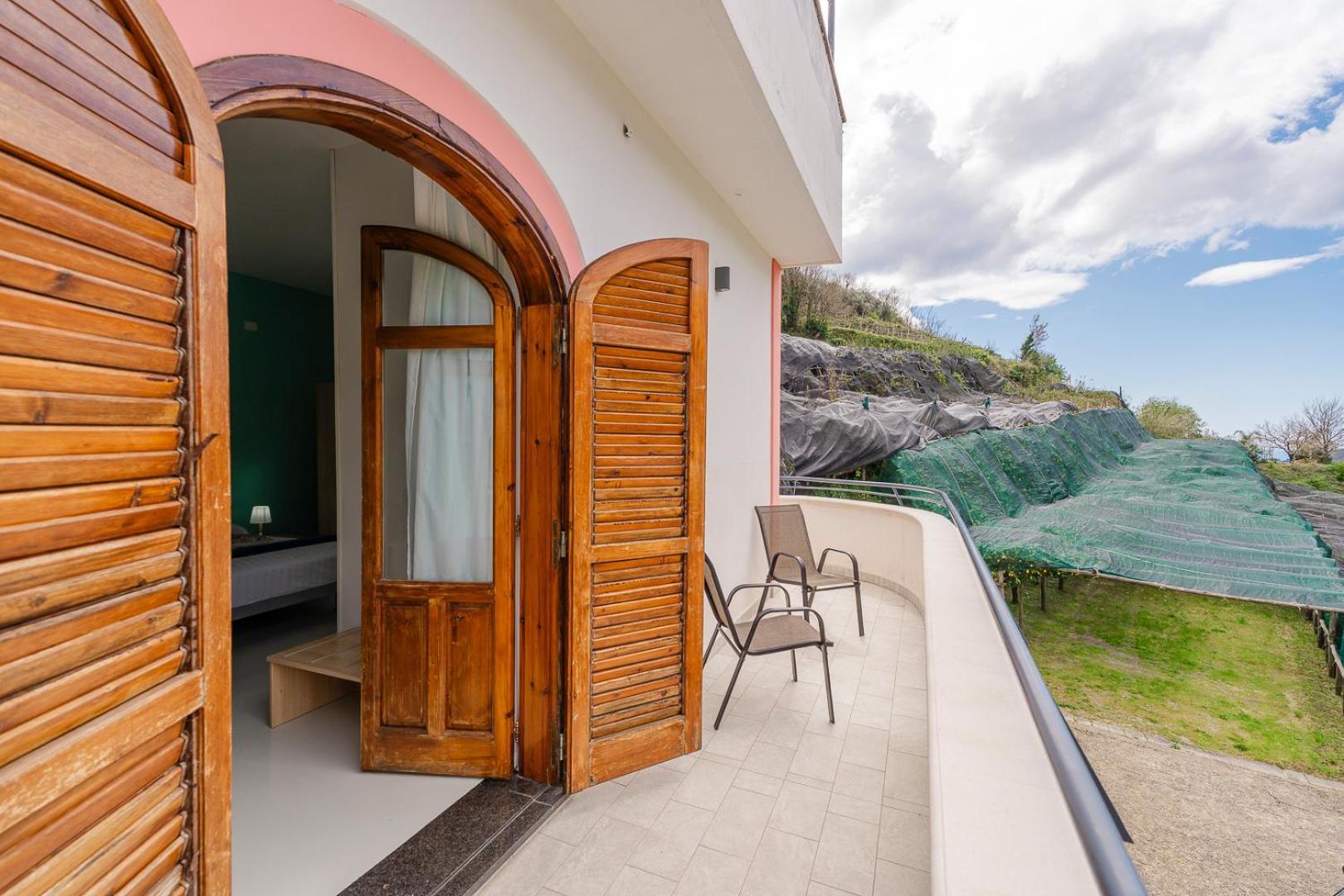 Tra I Monti Tramonti Exterior foto